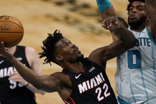 Heat move into 6th place in East; beat Hornets 121-111