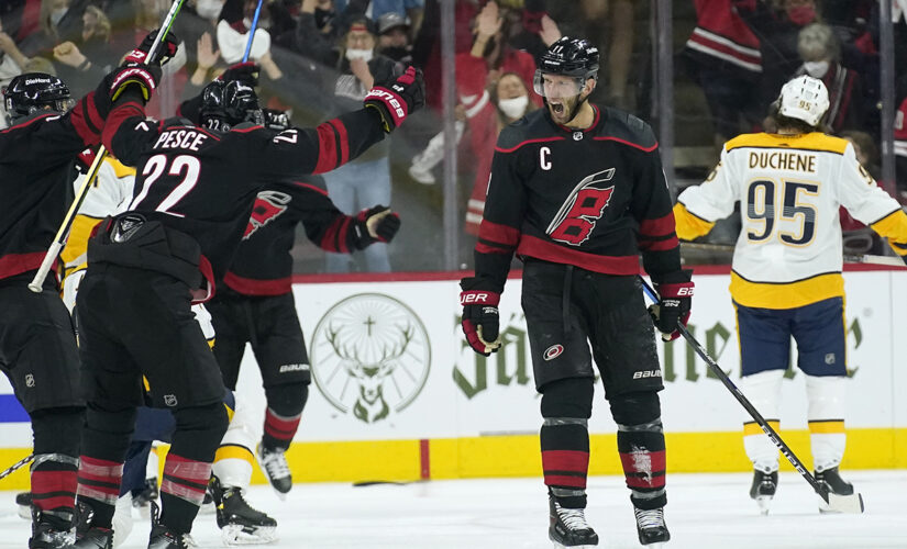 Staal, Niederreiter lift Hurricanes past Predators 5-2