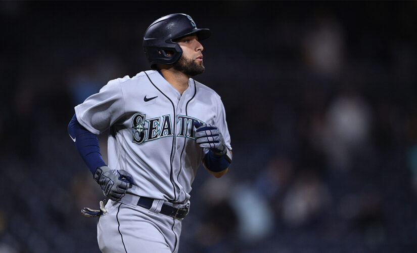 Count ’em! MLB hits 20,000 players when Godoy debuts for M’s