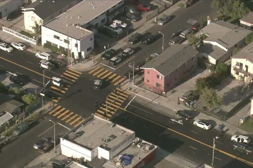 2 Asian women stabbed on San Francisco street, police say