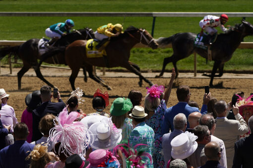 Kentucky Derby returns along with the fanfare