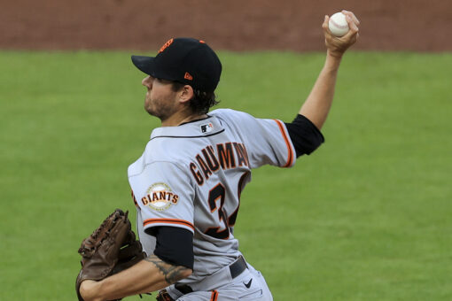 Gausman sharp through 6 innings, Giants beat Reds 4-0