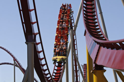 Ohio amusement park shutdown after multiple fights break out