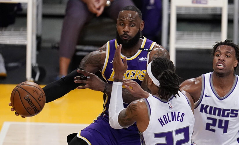 LeBron James rips play-in tournament idea he touted in 2020