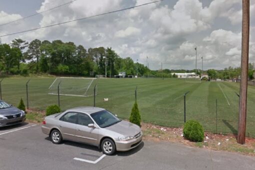 Tennessee cops searching for man accused of trying to abduct girl near soccer complex