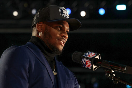Cowboys’ Micah Parsons misfires on ‘9-11’ caption, apologizes in tweet