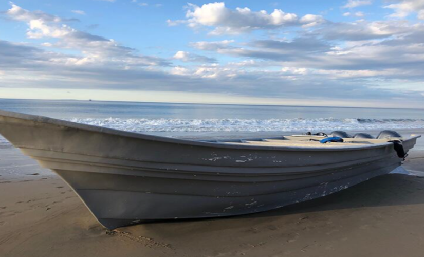Border Patrol intercepts boat off San Diego coast carrying 23 illegal immigrants
