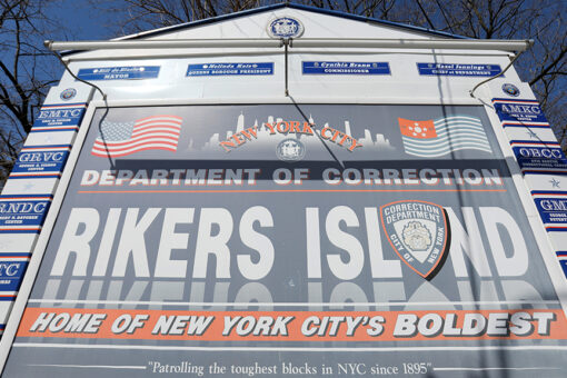 Rikers Island inmate escapes in NYC through fence before being recaptured