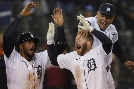 Tigers’ Robbie Grossman hits game-winning home run amid head-scratching calls from umpires