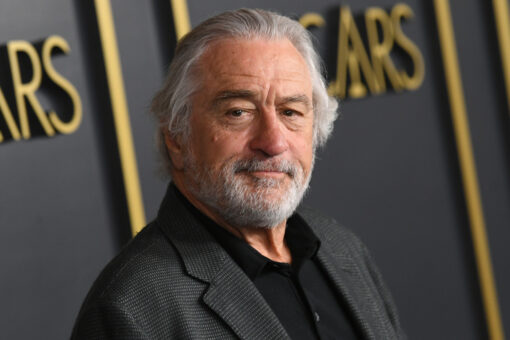 Robert De Niro injures leg on movie set, may delay production