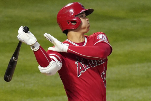 Ohtani hits 15th HR in 6-run 4th, Angels defeat Rangers 11-5