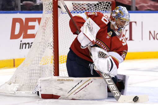 Knight time: Rookie saves 36, Panthers top Lightning 4-1