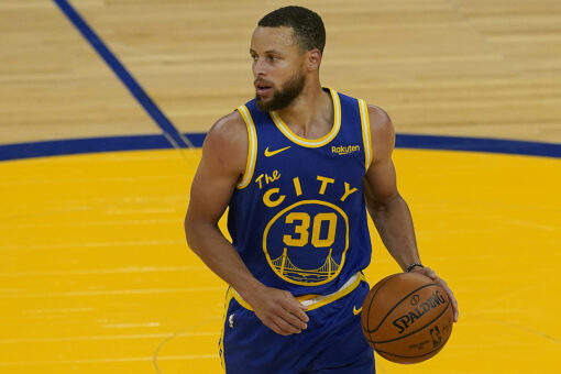 Stephen Curry’s late 3 lifts Warriors past Jazz 119-116