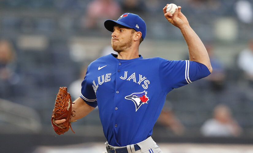 Matz excels in NY return, Kluber hurt, Jays top Yanks 6-2