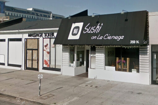 Pro-Palestinian mob attacks Jewish diners in LA, 3 suspects sought in hate crime investigation