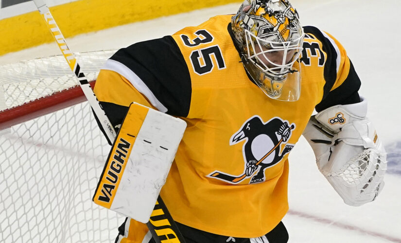 Jarry rebounds with 37 saves, Pens even series with Isles