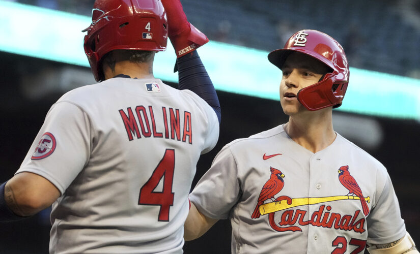 Molina’s double in 10th leads Cards past skidding D-backs