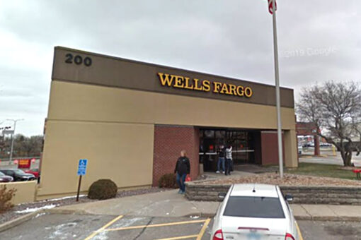 Minnesota police respond to bank robbery in progress, hostage situation at St. Cloud Wells Fargo location