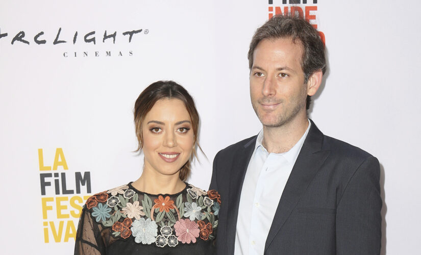 Aubrey Plaza marries longtime boyfriend Jeff Baena