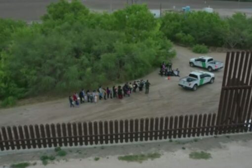 29 people recovered from semitruck in Texas