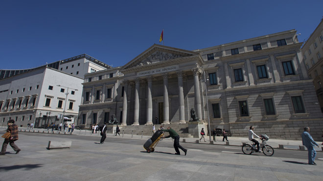 Black candidate challenges political status quo in Spain