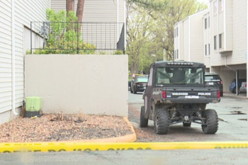 Colorado police officers dragged by stolen vehicle suspect