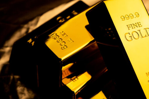 LAX cargo handlers arrested for stealing gold bars: prosecutors