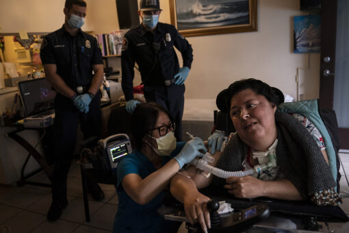 Nurses, nonprofits, others take COVID-19 vaccines to homebound people