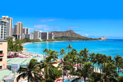 Hawaii tourist claims angry mom pressured her to leave beach over bikini