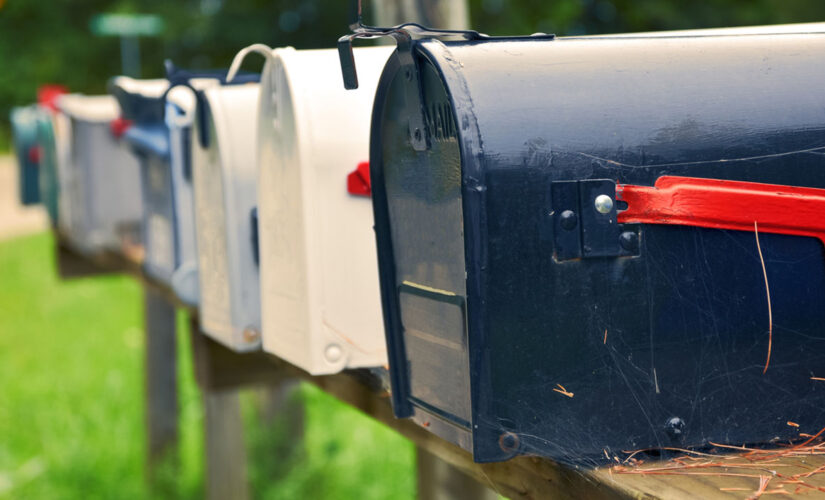 Why people are finding dryer sheets in their mailboxes