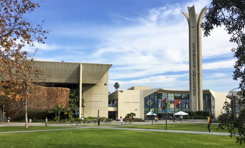California Cypress College professor flips out after student calls police ‘heroes’: video