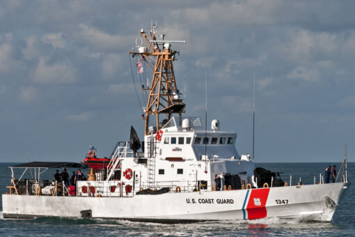 2 dead, 10 missing after boat overturns off Key West, Florida