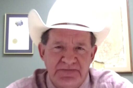 Texas sheriff blasts Biden administration for making National Guard pick up garbage at border