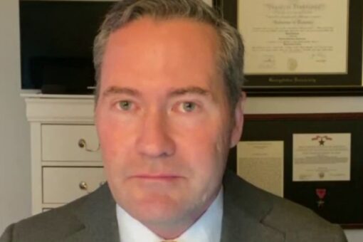 Rep. Waltz sounds alarm on some fed agencies’ ongoing closures, leading to delays