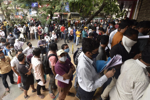 India coronavirus deaths hit record high as hospitals plead for supplies