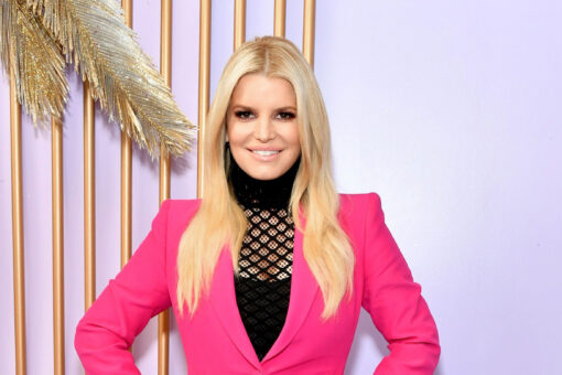 Jessica Simpson shares glowing makeup-free morning selfie