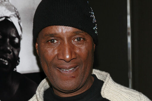 Comedian Paul Mooney, actor in ‘The Buddy Holly Story,’ dead at 79