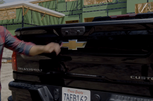 Chevrolet’s trick Multi-Flex tailgate coming to its heavy duty Silverado pickups
