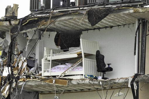Florida family gets 16 calls from grandparents who remain unaccounted for in condo collapse