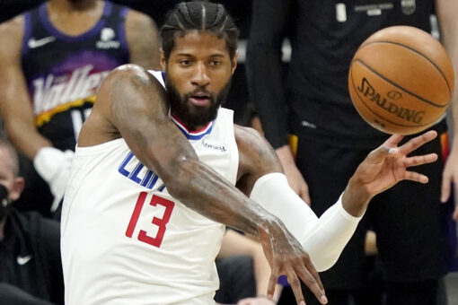 Paul George helps Clippers stay alive with epic performance in Game 5