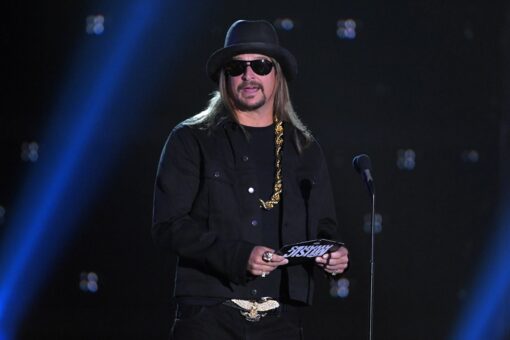 Kid Rock spews homophobic slur at people filming him at Tennessee bar