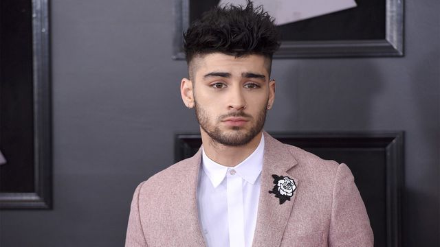 Shirtless Zayn Malik seen outside NYC bar in heated confrontation