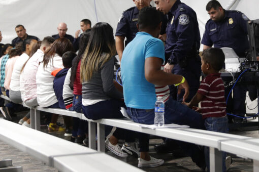 Immigration judges union moves toward regaining authority