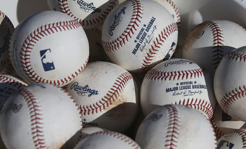 Mexican League baseball game turns into all out brawl, bat and helmet tossed at pitcher