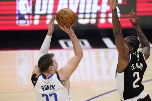 Doncic scores 42, leads Mavs over Clippers 105-100 in Game 5