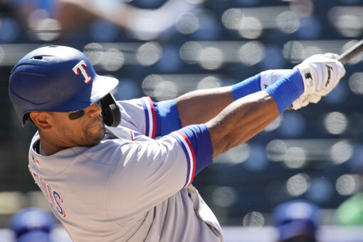 Khris Davis DFA’d by Rangers, who want look at young players