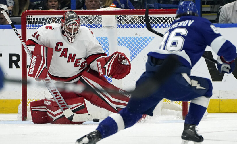 Kucherov, Stamkos shine, lift Lightning over Hurricanes 6-4