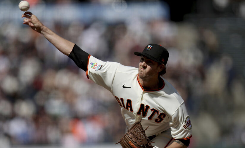 Gausman fans 10 in 7 innings, Giants edge Cubs 4-3