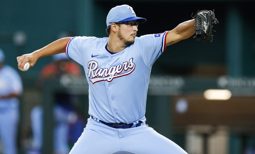 Rookie Walls sparks late surge as Rays beat Rangers 7-1