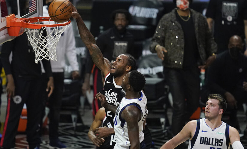Home sweet home: Clippers beat Mavs 126-111 to win series
